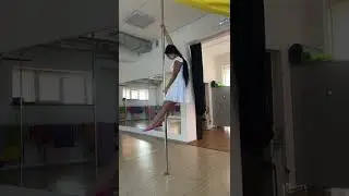 Танец стрип. #tiktok #тикток
