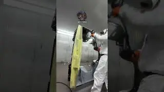 Beginning of a restoration of a range rover classic