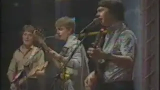 Ail Symudiad - Geiriau