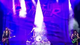 Steel Panther - Hot For Teacher (with Nuno Bettencourt on drums) - KISS Kruise 7 9/11/17