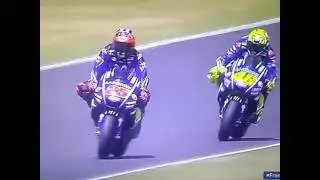 Valentino Rossi crash France 2017.