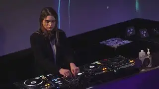 Stefanie Raschke & VJ Proximal | Harry Klein | Munich (Germany)