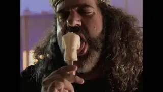 Presentación de la nueva heladería Rocambolesc y el helado Velencoco
