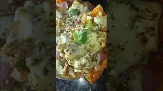 Home made pizza pizza in kadai with home made pizza basepizza in kadai with pizza base