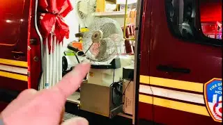 FDNY BOX 0595 ~ FDNY BATTLING A 2ND ALARM FIRE ON WEST 21ST STREET IN CHELSEA, MANHATTAN, NEW YORK.
