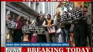RSS workers stage protest in front of 'Caravan' office in Delhi