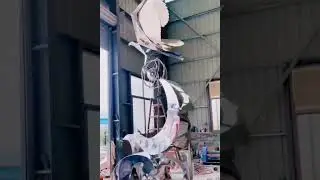 Building a large eagle sculpture