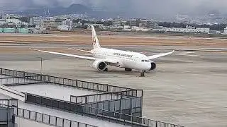 ボ−イング787到着