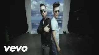 Two Fingerz - Rap un po' dance ft. Simon De Jano