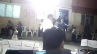 Mustafa saçma çalıyor Gövemli salih ve Ahmet oynuyo