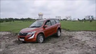XUV vs Hexa