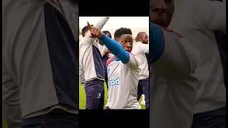 Whose football players needs to learn to dance #trending #football #movie #comedy