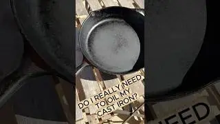 Do I HAVE to oil my cast iron? This is so easy!  #satisfying #food #cooking