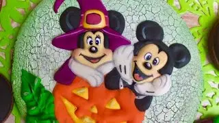 MICKEY and MINNIE HALLOWEEN COOKIES by TaleCookies