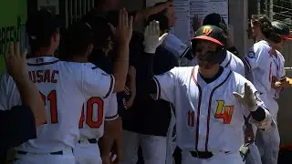 Brett Harris belts two homers in one inning