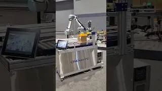 Pack Expo with Universal Robots Case Packer