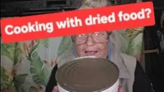 Учусь готовить жареный рис с вяленым мясом.