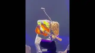 Billy Strings on FIRE in Lexington 4/26/24 Pyramid Country #billystrings