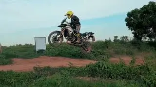 Tiger 900 Rally Pro : TRIUMPH FOR THE RIDE