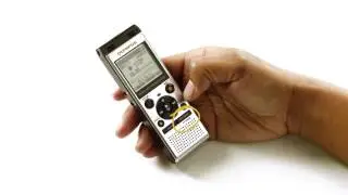 Selecting Folders on your Olympus Digital Voice Recorder
