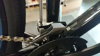 Regulacja przerzutki prz&oacute;d Shimano Altus