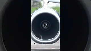 Jet Engine Vortex #planespotting #aviation #lisbonairport #airportwings #asmr #avgeek