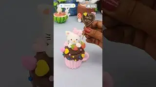 DIY Hello Kitty Clay Cupcake | Super Satisfying Mini Art 😺❤️🍦🍓#youtubeshorts #diy