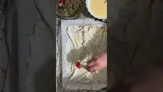 Harika bir ıspanaklı börek tarifi bol malzemeli  💯💯🌺🌸