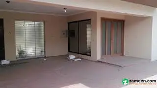 1 KANAL HOUSE FOR RENT IN PEARL CITY MULTAN
