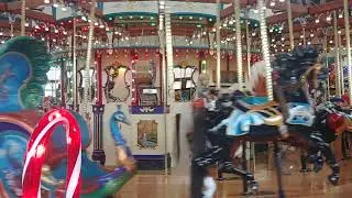 The Silver Beach Carousel in St. Joseph, Michigan! 😻😻😻😻 🎠
