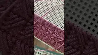 Сумка на пластиковой канве. День 3😊