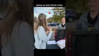 Her friend gifted her a bear with her late mother's voice and our hearts can't handle it ❤️