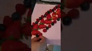 Entremet aux fruits rouges😋😋