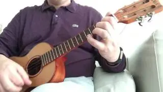 Kala 5-string Cedar Tenor Aquila Red strings