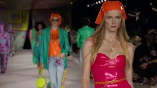 Spring-Summer 2022 Versace
