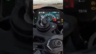 Bmw M1000RR motorcycle top speed 🙄 #bmwm1000rr #bmwmotorsport #superbike #bmwtopspeed #bmwmotorrad