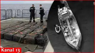 Французский военно-морской флот изъял более четырех тонн кокаина в водах Французской Полинезии.