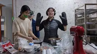 Can't see, Can't hear, Can't talk Birthday Cake Baking