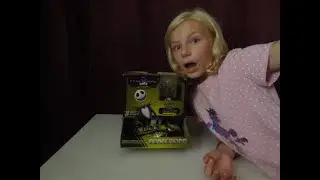 Opening up Nightmare Before Christmas Domez Figures