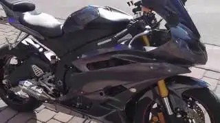 Holographic Chrome Wrap Yamaha R6 - VViViD Vinyl