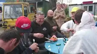 Surstr&ouml;mming Challange am Baggerpark in Wien 11