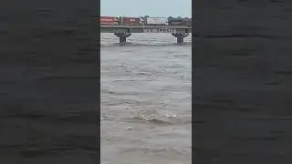 Khalghat Bridge # Narmada River # Danger Zone Huge Traffic #  Red Alert.#Maheshwar Road Blocked