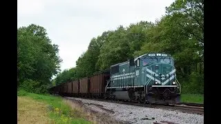 PAL 4511 leads EVWR Train SSE3 West of Carmi, IL - May 4, 2019