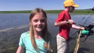 Kids Bowfishing for carp