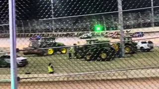 Junior Sedans Final Tolmer Speedway The Chase To The NAPA 23/11/2025 
