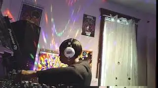 DJ Deliver Christmas