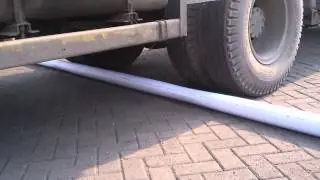 TRILLIUN PUREFLO] Uji pipa Trilliun pureflo dilindas Truk Kontainer 12 Ton dan kuat