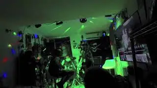20 08 2025 Vidal & Company  - Desechos - Locura Paralela 4