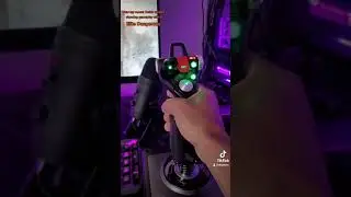 #Shorts &mdash; Игровой процесс с Logitech X52 PRO H.O.T.A.S для Elite Dangerous