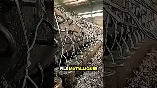 Elle Cr&eacute;e du Grillage en Entrelassant les Fils M&eacute;talliques avec Pr&eacute;cision ! 🔩 #machine #technologie